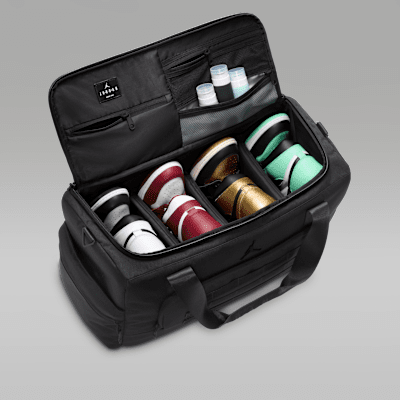 NIKE ジョーダン コレクターズ ダッフル (44L) NIKE公式】ジョーダン コレクターズ ダッフル (44L).オンラインストア